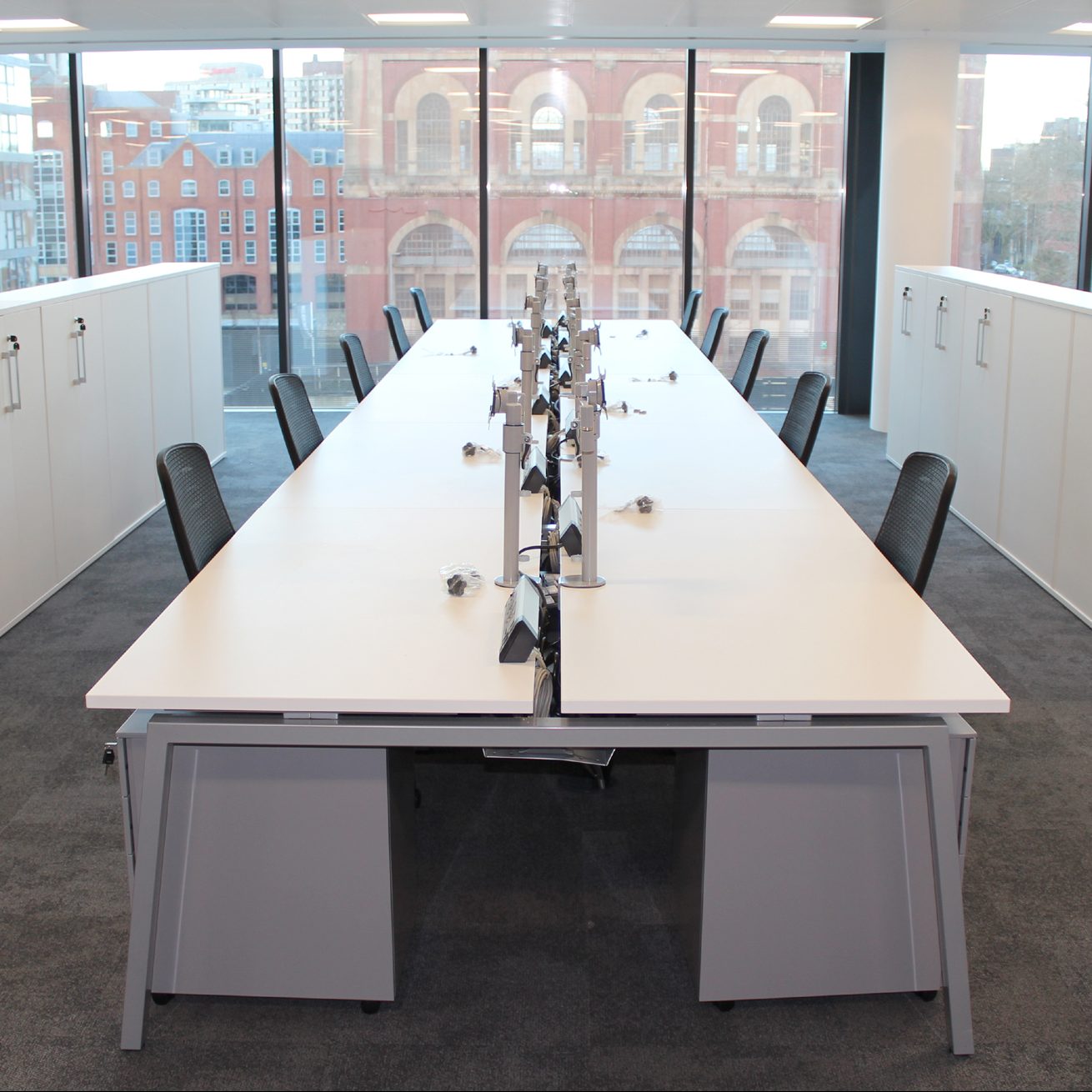 executive-meeting-chair-black